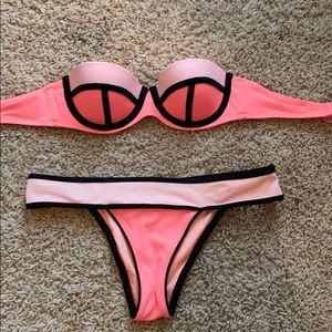 Victoria’s Secret Pink Colorblock Bikini Set